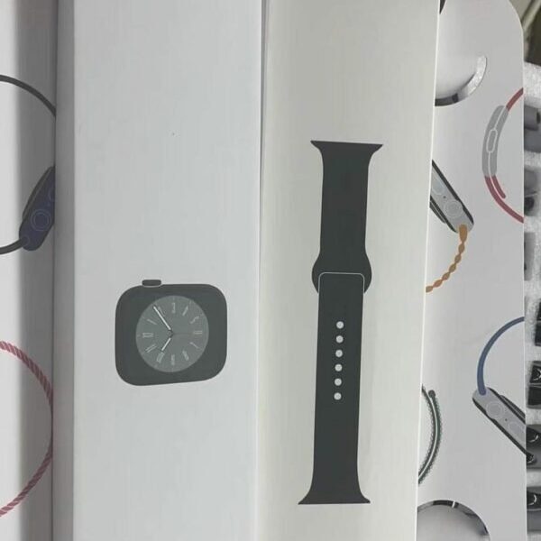 Apple Watch Series 8 - Image 4