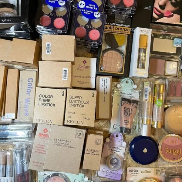 All In One Makeup Pallet For Sale - Image 4