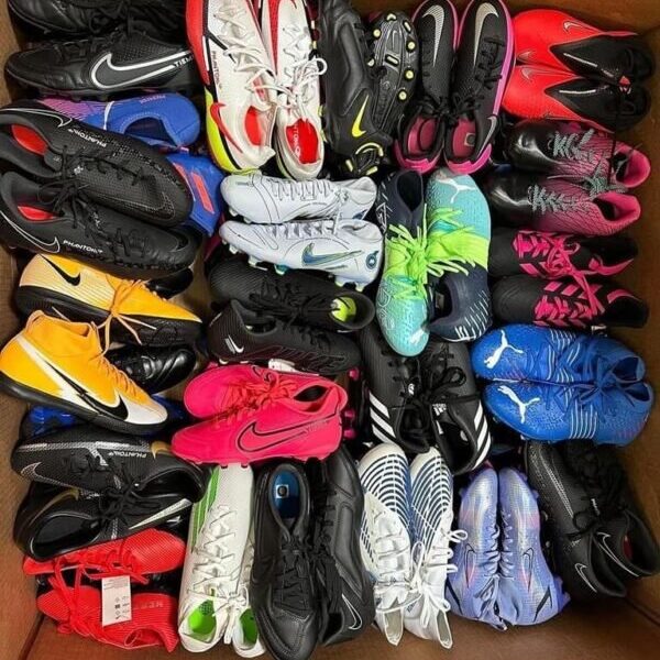 Soccer Cleats Pallets - Image 2